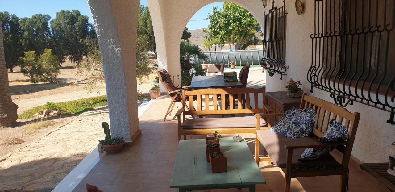 El Molino De Arriba Villa นีคาร์ ภายนอก รูปภาพ